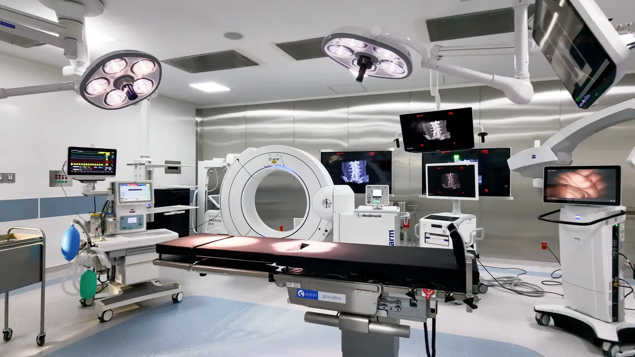 Emergency Operating Room, Xoco General Hospital